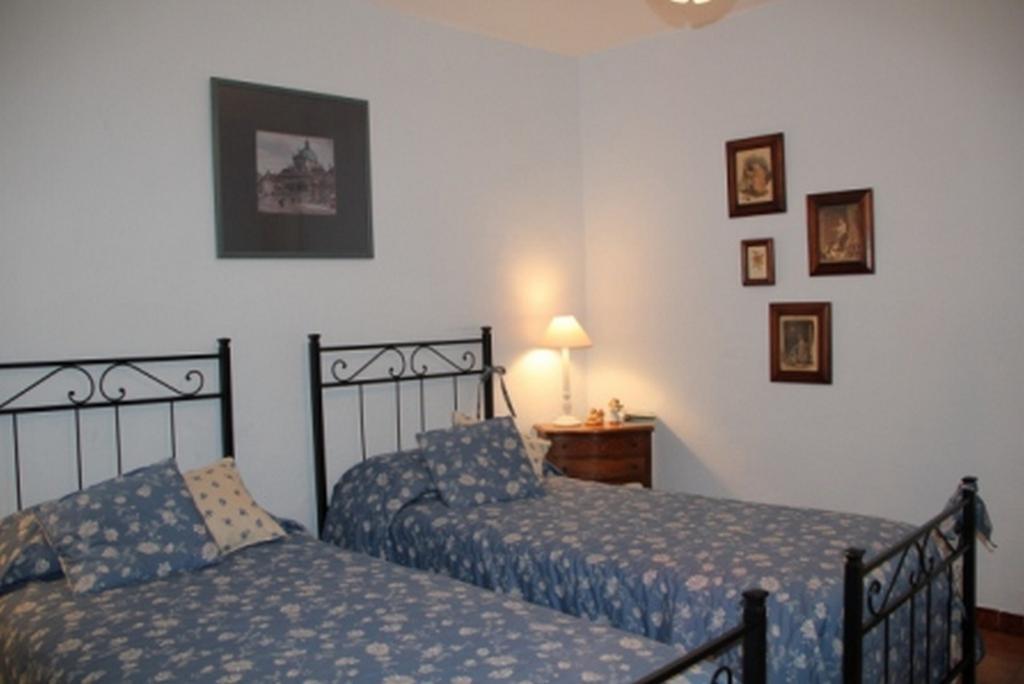 B&B Cascina Santa غافي الغرفة الصورة